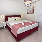 Garitsa Gem Suite